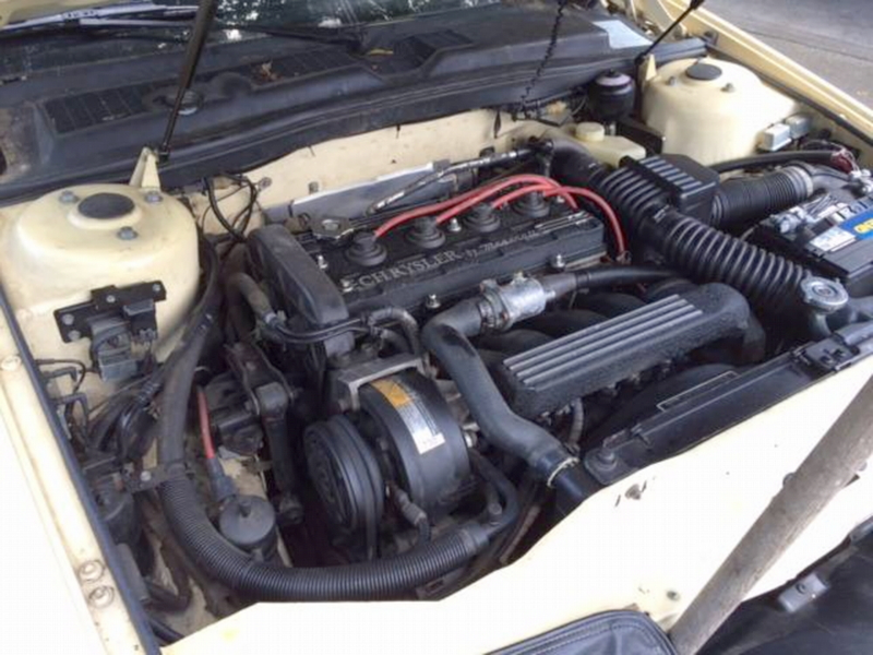 Illustration for article titled At $10,000, Could This Rare 1989 Chrysler TC by Maserati Find Its Niche?